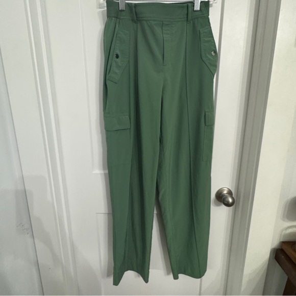 Athleta Pants - Athleta Women’s Vienna Cargo Pant Size 8 Vineyard Green Performance-Stretch